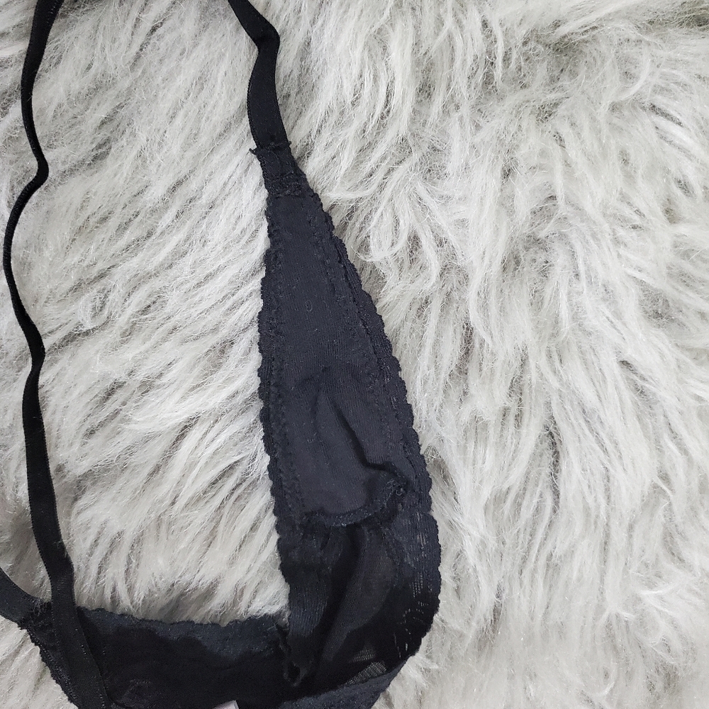 SILK and SATIN Black Lace Low Rise Thong Panty - Picture 4 of 5